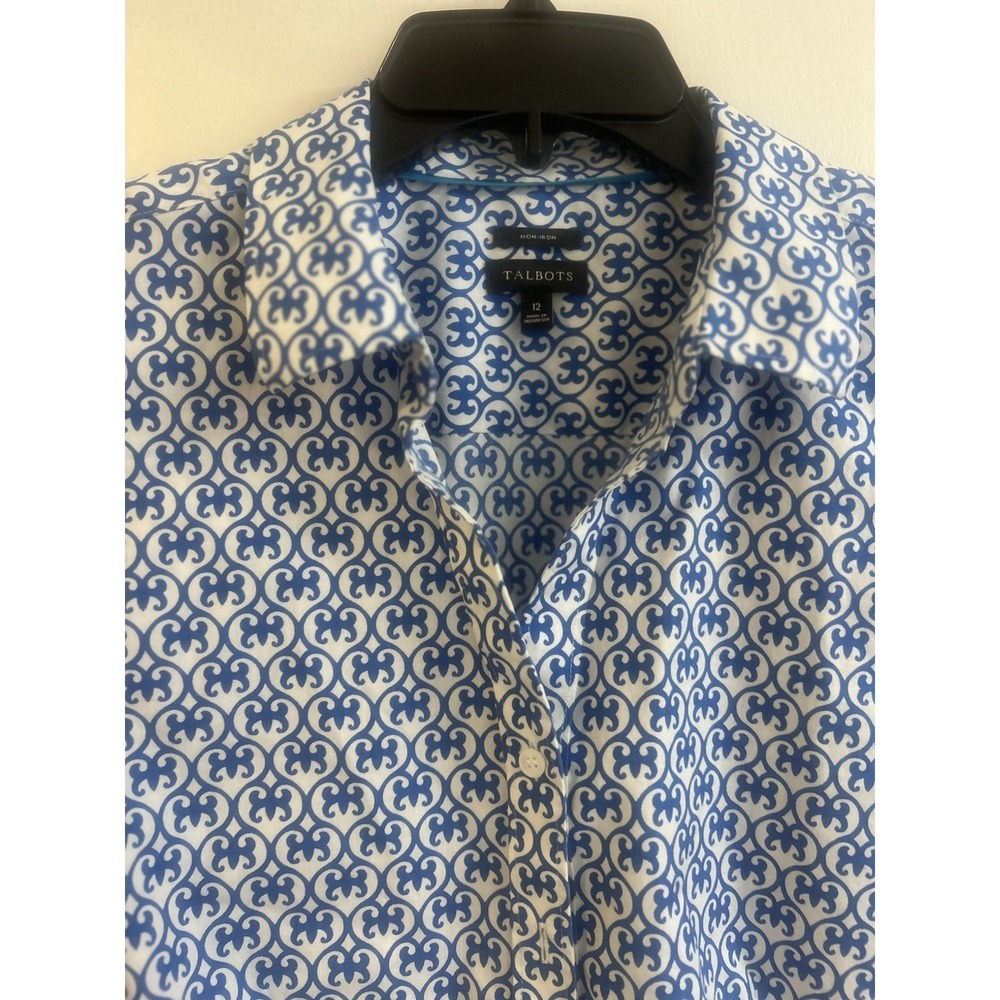 Talbots Women's Size 12 Blue/white Print Buttoned Short Puff Sleeve Fitted Top - Picture 3 of 8